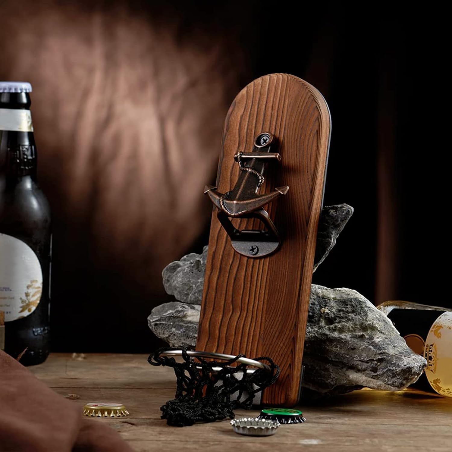 ZONSUSE Magnetische flesopeners met netvanger, wandgemonteerde houten bierflesopener, tracelloze kurkentrekker, thuisbaraccessoires voor keuken, tuin, buiten, ideale biergeschenken voor mannen